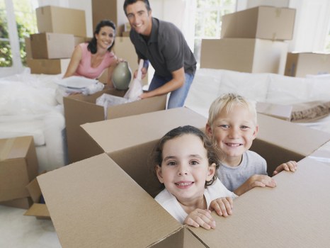 Flat removals planning in Chelsfield with moving boxes