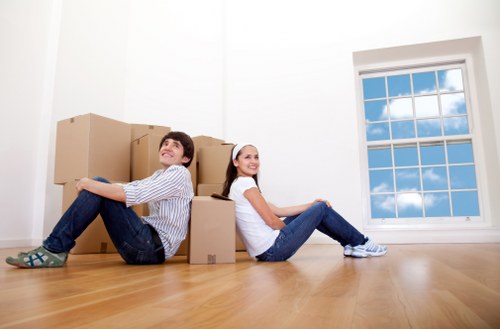 Customer responsibilities and access rules for storage units