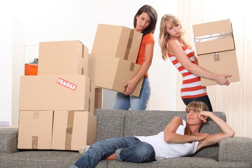 Moving day preparations for local removals in Chelsfield